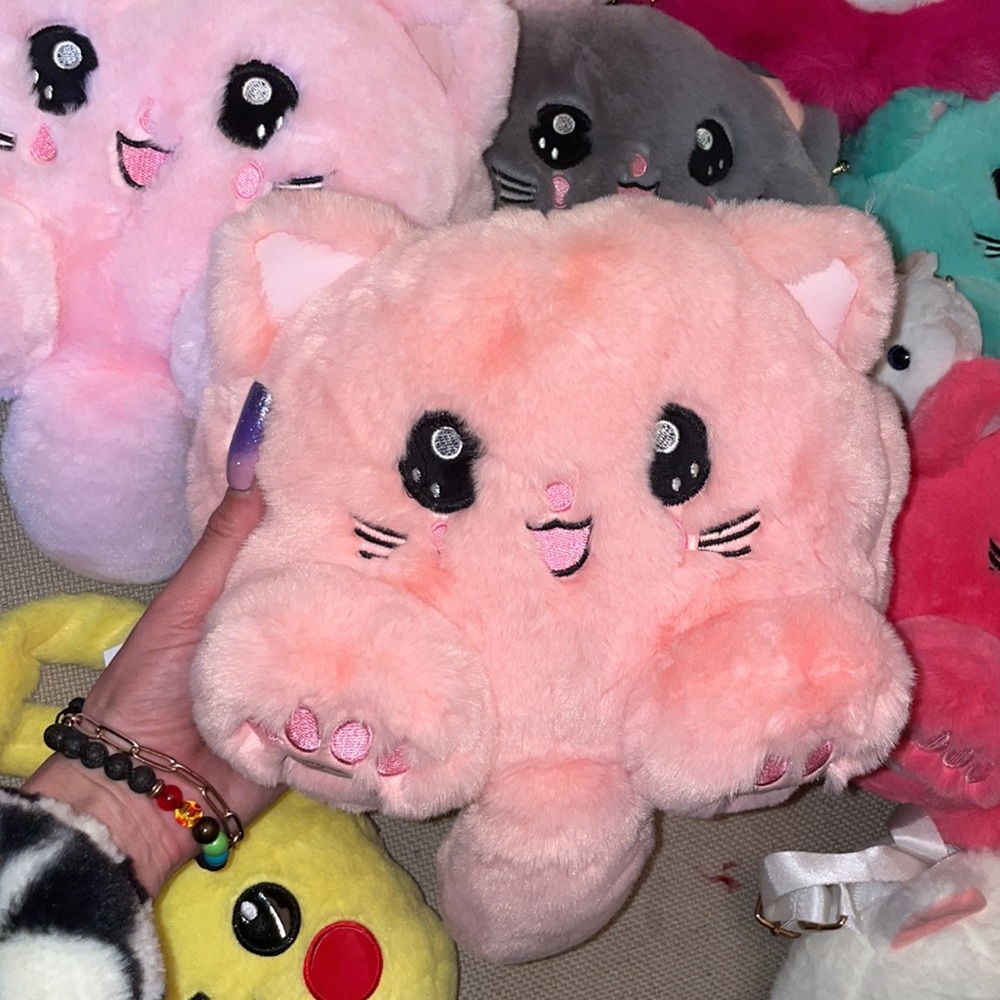 Fluffy cat purses 👛 - Picture 14 of 16
